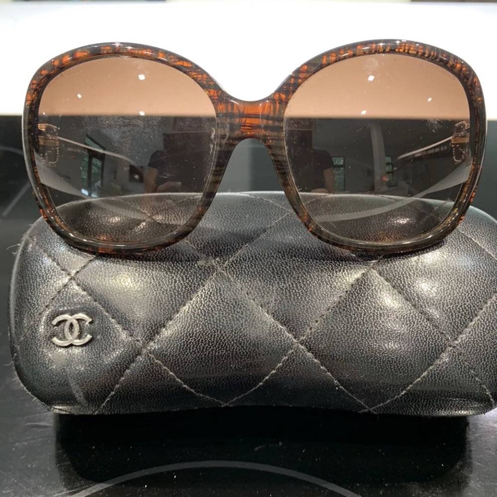 Chanel 5174 c.1204/3B Oversized Tortoise Shell Brown Sunglasses + Case